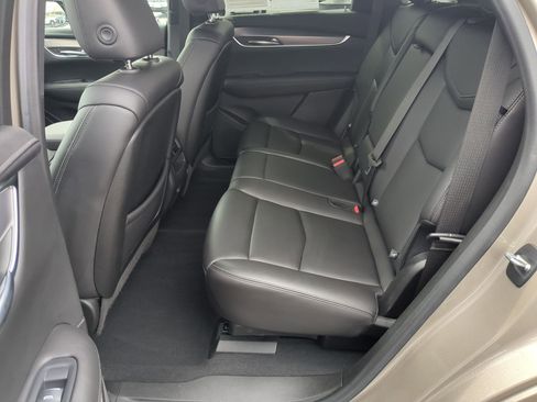 Certified 2022 Cadillac XT5 Luxury FWD image 24