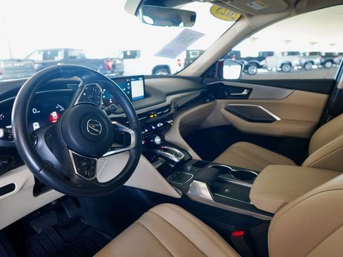 Used 2023 Acura MDX FWD w/ Technology Package image 5