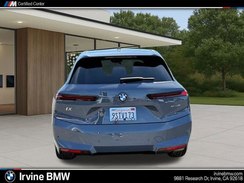 Used 2026 BMW iX xDrive45 image 10