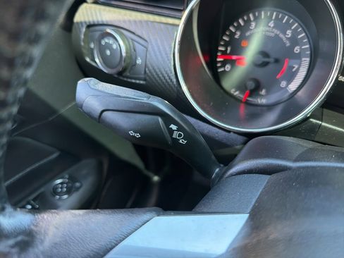 Used 2017 Ford Mustang Coupe RWD image 20