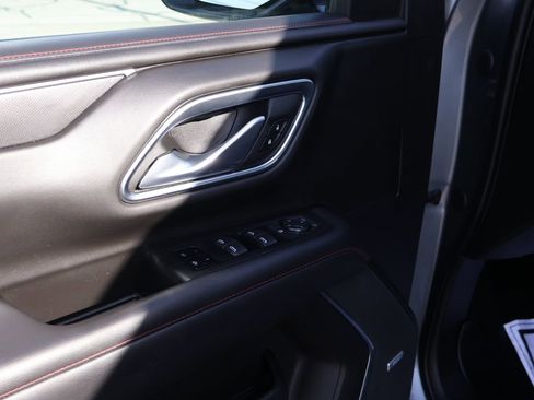 Used 2021 Chevrolet Suburban RST image 21