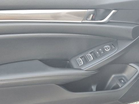 Used 2021 Honda Accord Sport image 40
