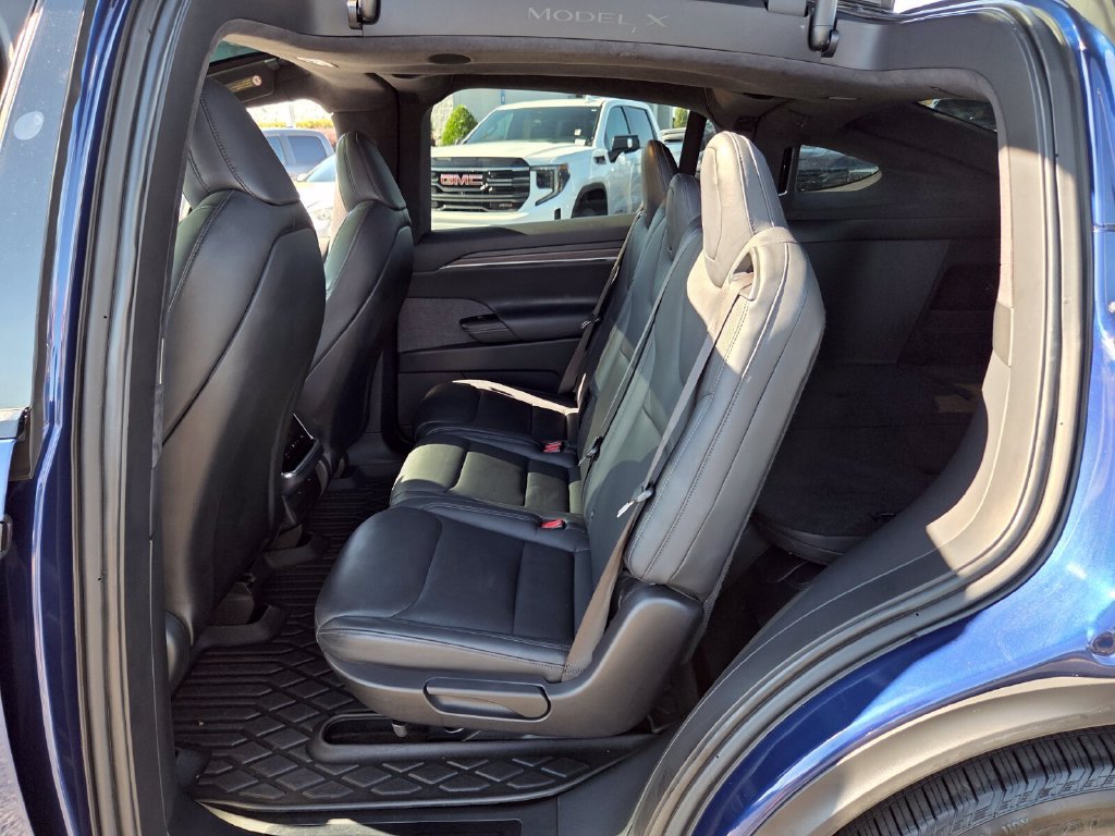 Used 2022 Tesla Model X AWD/4WD image 6