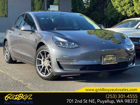 Used 2021 Tesla Model 3 Standard Range Plus RWD image 1
