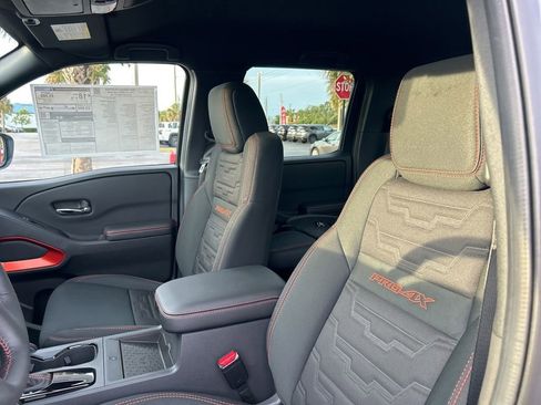 New 2025 Nissan Frontier PRO-4X w/ Pro Convenience Package image 16
