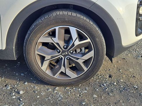 Used 2020 Kia Sportage EX image 10