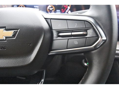 Used 2025 Chevrolet Suburban LT RWD image 14