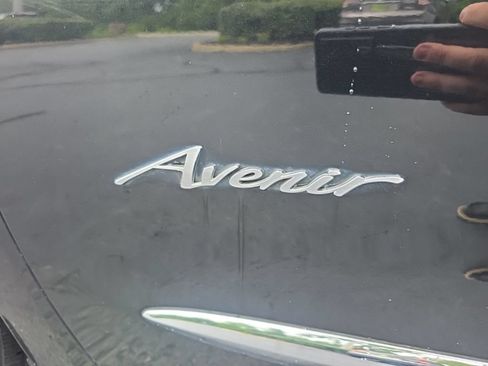 Used 2018 Buick Enclave Avenir w/ Avenir Technology Package AWD/4WD image 5