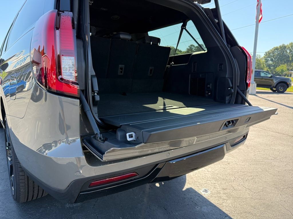 New 2026 Ford Expedition Max Platinum w/ Stealth Performance Package AWD/4WD image 23