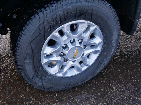 New 2026 Chevrolet Silverado 2500 LT w/ All Star Edition AWD/4WD image 9