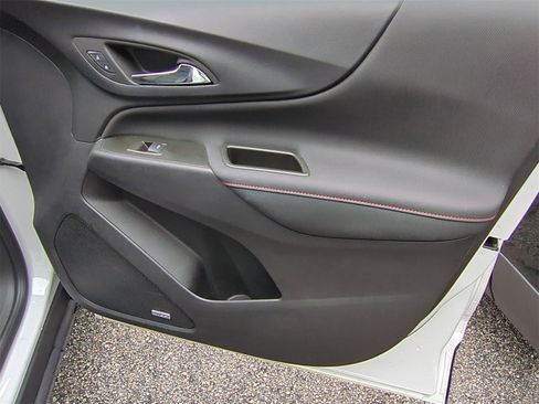 Certified 2023 Chevrolet Equinox RS w/ RS Leather Package image 26