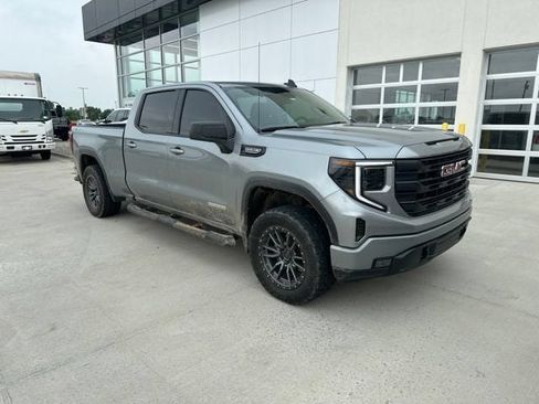 Used 2026 GMC Sierra 1500 Elevation w/ Preferred Package AWD/4WD image 1