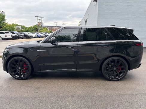 Used 2023 Land Rover Range Rover Sport SE Dynamic AWD/4WD image 3