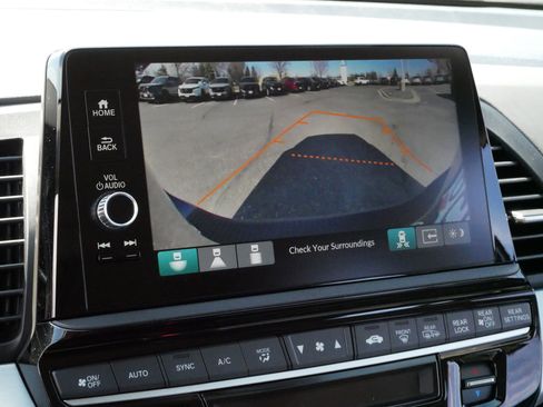 Certified 2026 Honda Odyssey Touring image 30