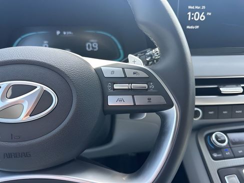 Used 2025 Hyundai Palisade SEL image 16