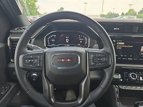 Used 2024 GMC Sierra 1500 AT4 w/ Technology Package AWD/4WD image 13