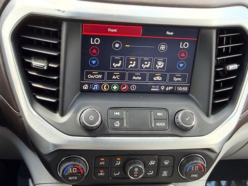 Used 2022 GMC Acadia SLE FWD image 15