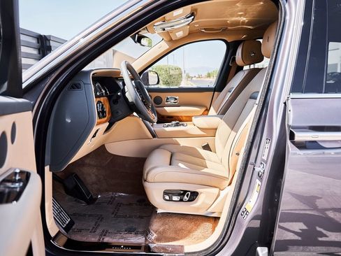 Used 2020 Rolls-Royce Cullinan AWD/4WD image 26