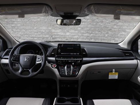 New 2026 Honda Odyssey Elite image 11