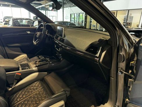 Used 2019 Audi SQ5 Prestige AWD/4WD image 24