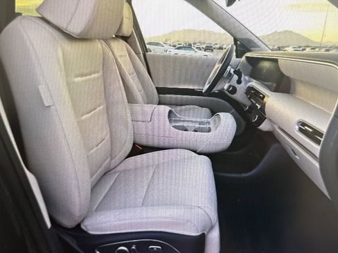 Used 2026 Hyundai Palisade Calligraphy image 13