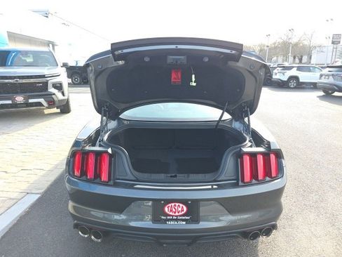 Used 2016 Ford Mustang Shelby GT350 w/ Technology Package image 6