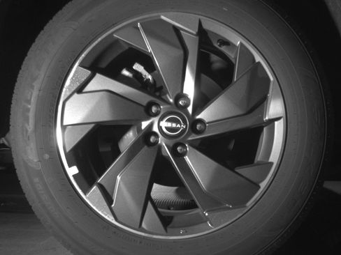 Used 2025 Nissan Rogue SV FWD image 15