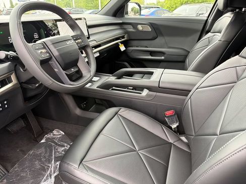 New 2027 Kia Telluride EX FWD image 16