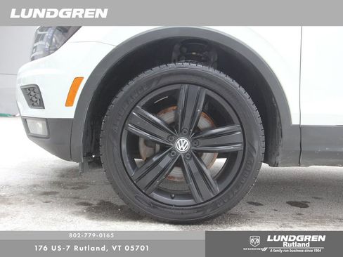 Used 2020 Volkswagen Tiguan SEL w/ 3rd Row Seat Package image 53