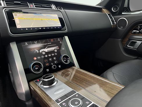 Used 2019 Land Rover Range Rover Long Wheelbase Supercharged image 56