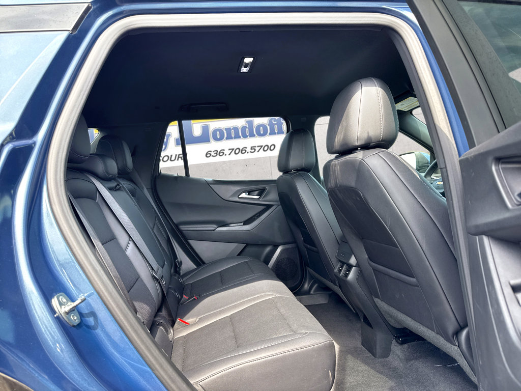 Used 2026 Chevrolet Equinox LT w/ Convenience Package II AWD/4WD image 8