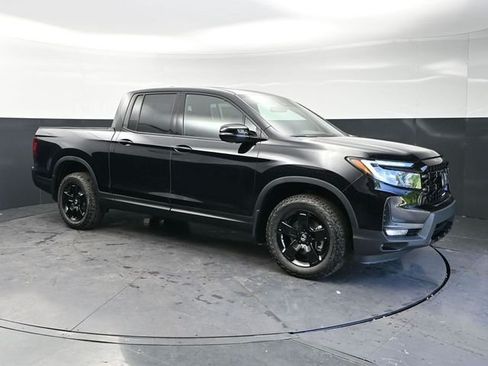 New 2026 Honda Ridgeline Black Edition image 3