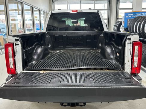 Used 2024 Ford F250 XLT image 4