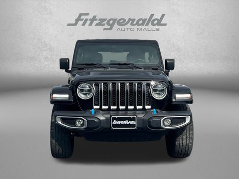 Used 2022 Jeep Wrangler Unlimited Sahara AWD/4WD image 6