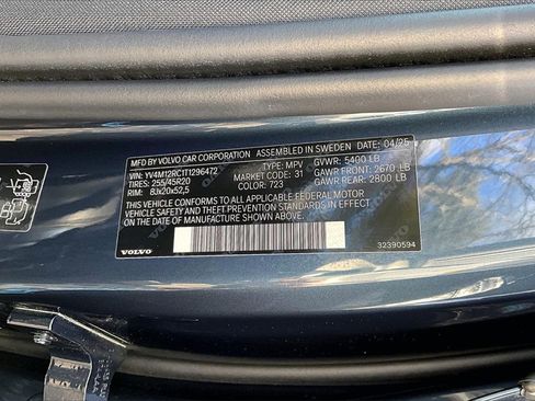 Certified 2026 Volvo XC60 B5 Plus w/ Protection Package Premier image 19