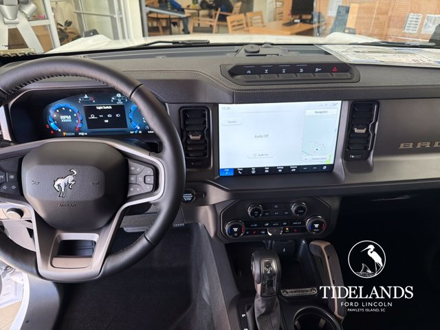 Used 2025 Ford Bronco Badlands AWD/4WD image 16