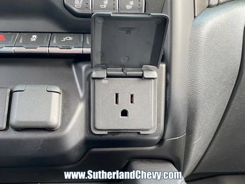 Used 2021 GMC Sierra 1500 AT4 w/ AT4 Value Package AWD/4WD image 47