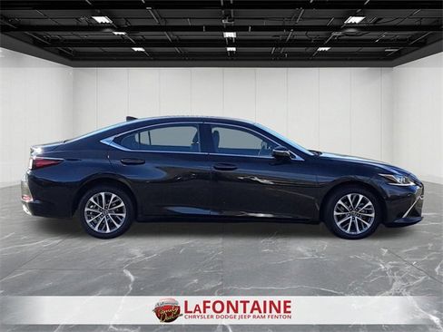 Used 2022 Lexus ES 350 image 6