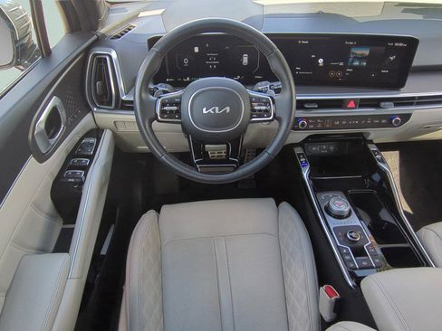 Certified 2025 Kia Sorento SX Prestige image 15