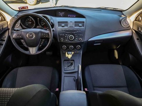 Used 2013 MAZDA MAZDA3 i Touring image 19