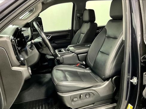 Certified 2024 Chevrolet Silverado 2500 LTZ image 32