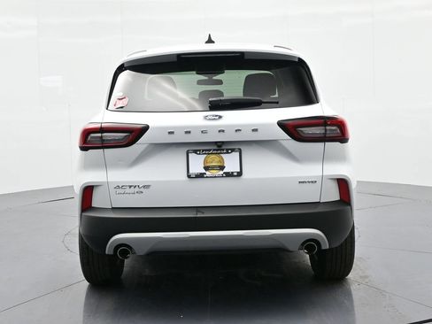 Used 2024 Ford Escape Active image 7