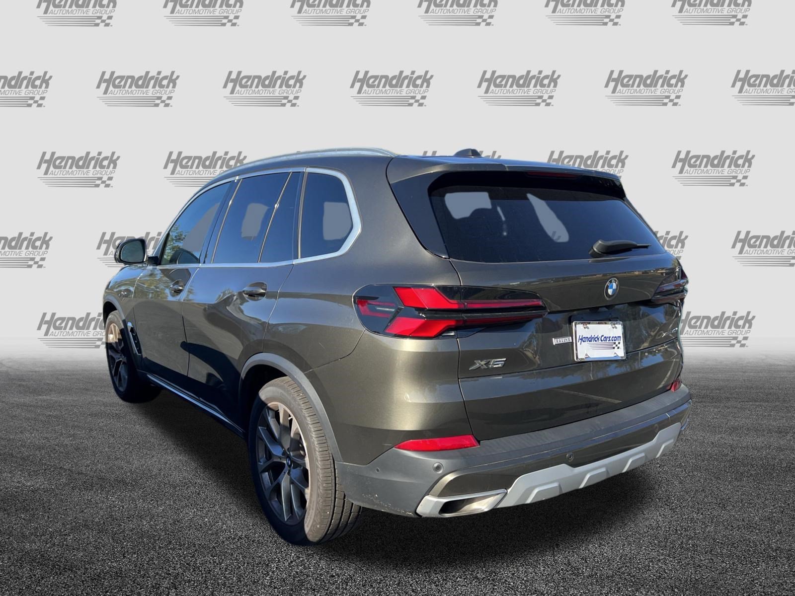 Certified 2024 BMW X5 xDrive40i w/ Premium Package AWD/4WD image 8