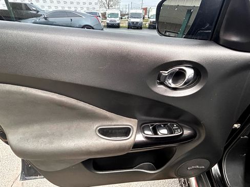 Used 2015 Nissan Juke NISMO image 18