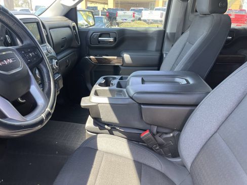 Used 2020 GMC Sierra 1500 Elevation w/ Elevation Value Package AWD/4WD image 7