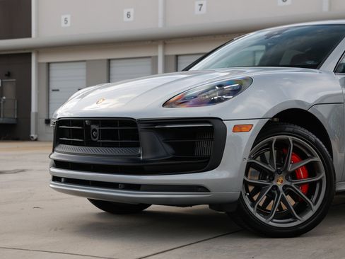 Used 2023 Porsche Macan GTS image 30