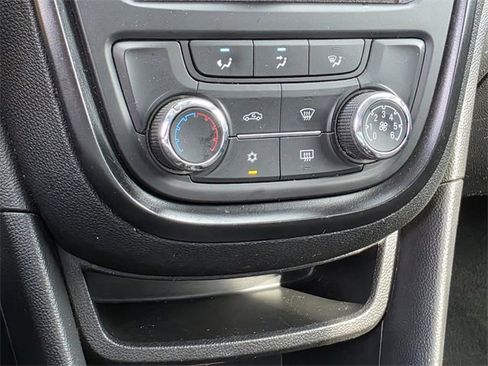 Used 2015 Buick Encore Base image 19
