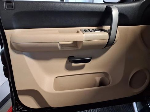 Used 2007 Chevrolet Silverado 2500 LT w/ 1LT Convenience Package image 17