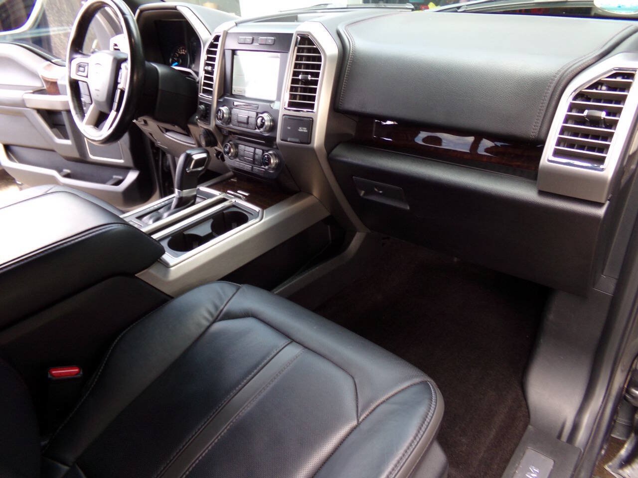 Used 2017 Ford F150 Platinum w/ Equipment Group 701A Luxury AWD/4WD image 25