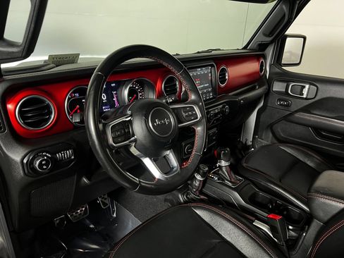 Used 2020 Jeep Gladiator Rubicon AWD/4WD image 12